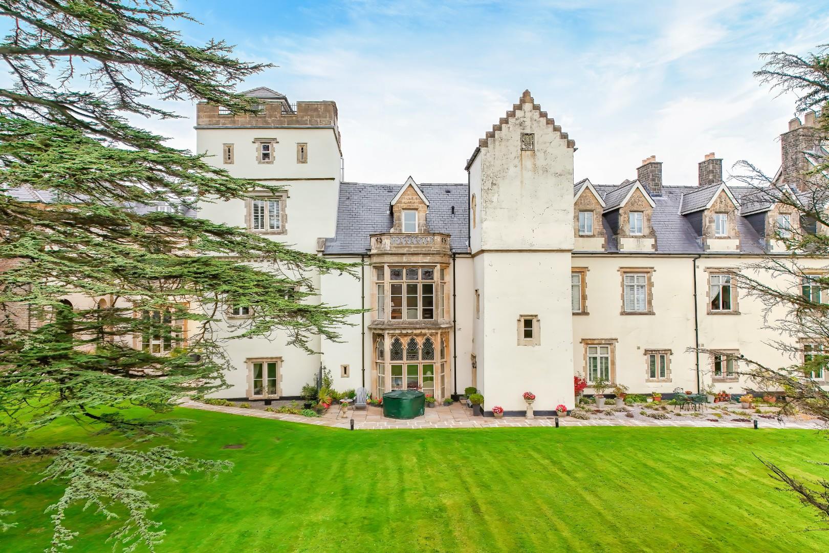 11 The Manor, Talygarn, Pontyclun, Rhondda Cynon Taff, CF72 9WT